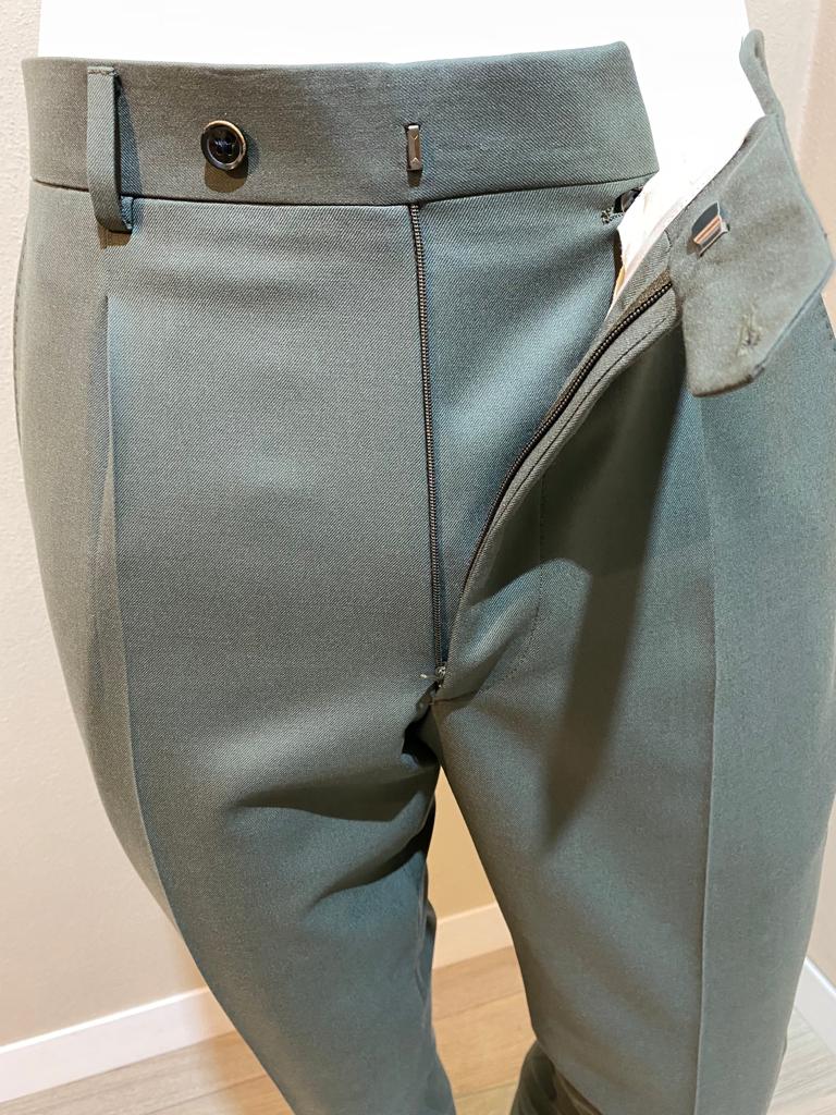 Pantalon en laine 130's fresco vert foncé à plis inversés - Ariston